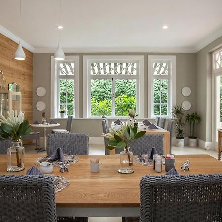 ซัมเมอร์วูดเกสท์เฮาส์ Bed & Breakfast สเตลเลนบอช ภายนอก รูปภาพ