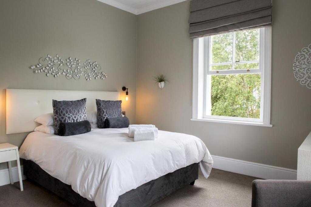 ซัมเมอร์วูดเกสท์เฮาส์ Bed & Breakfast สเตลเลนบอช ภายนอก รูปภาพ