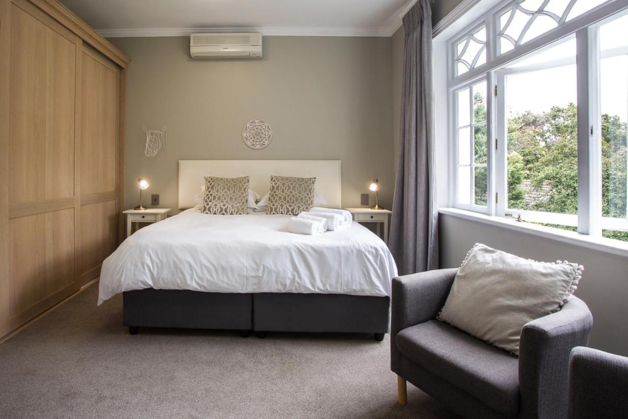 ซัมเมอร์วูดเกสท์เฮาส์ Bed & Breakfast สเตลเลนบอช ภายนอก รูปภาพ